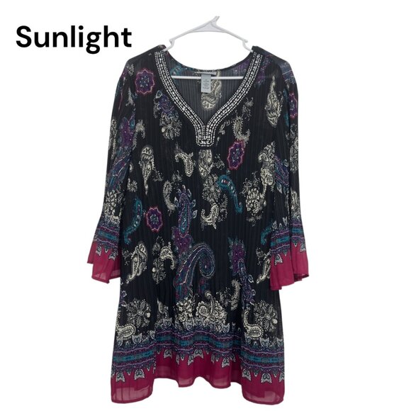 Catherines Womens 2X Paisley Beaded V-Neck Tunic Top 3/4 Bell Sleeves - Picture 1 of 10